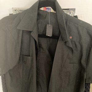 vintage men's  romani brand short sleeve button front black shirt size M